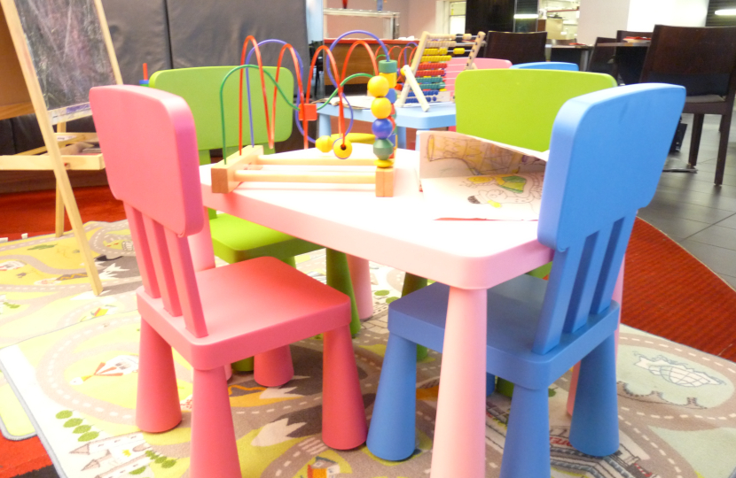 Kids table setting